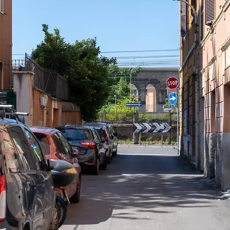Twins Pigneto Rome